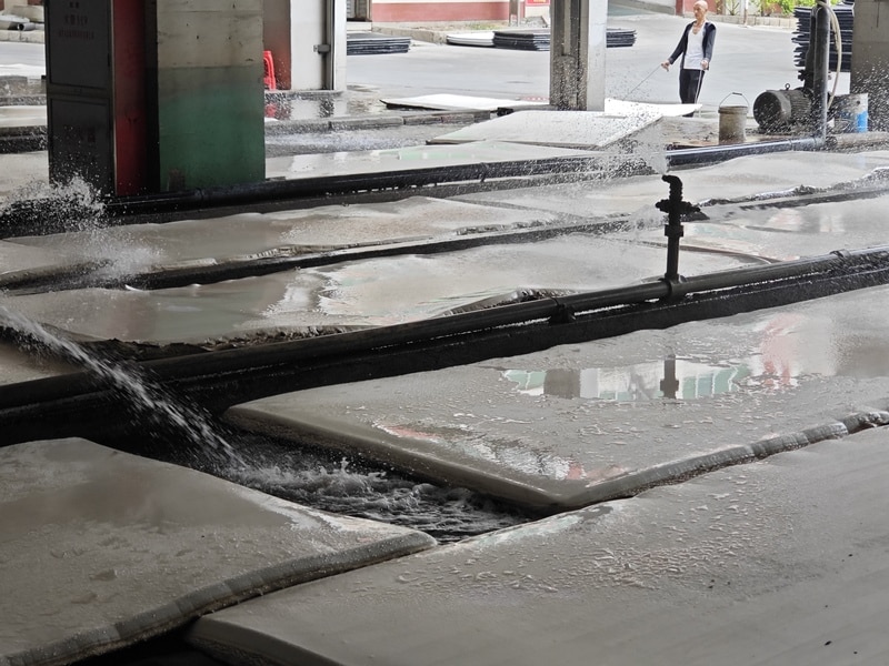 Stabilizing raw yoga mat materials in the professional cooling zone.